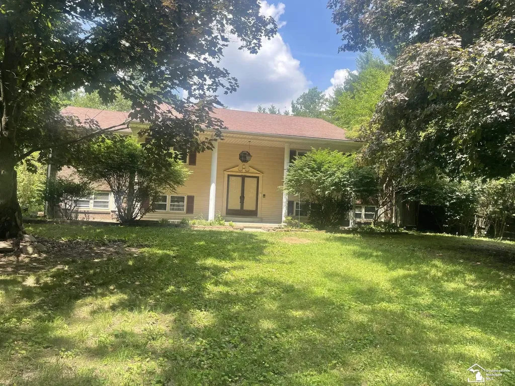 2998 Consear Road Bedford Township MI 48144
