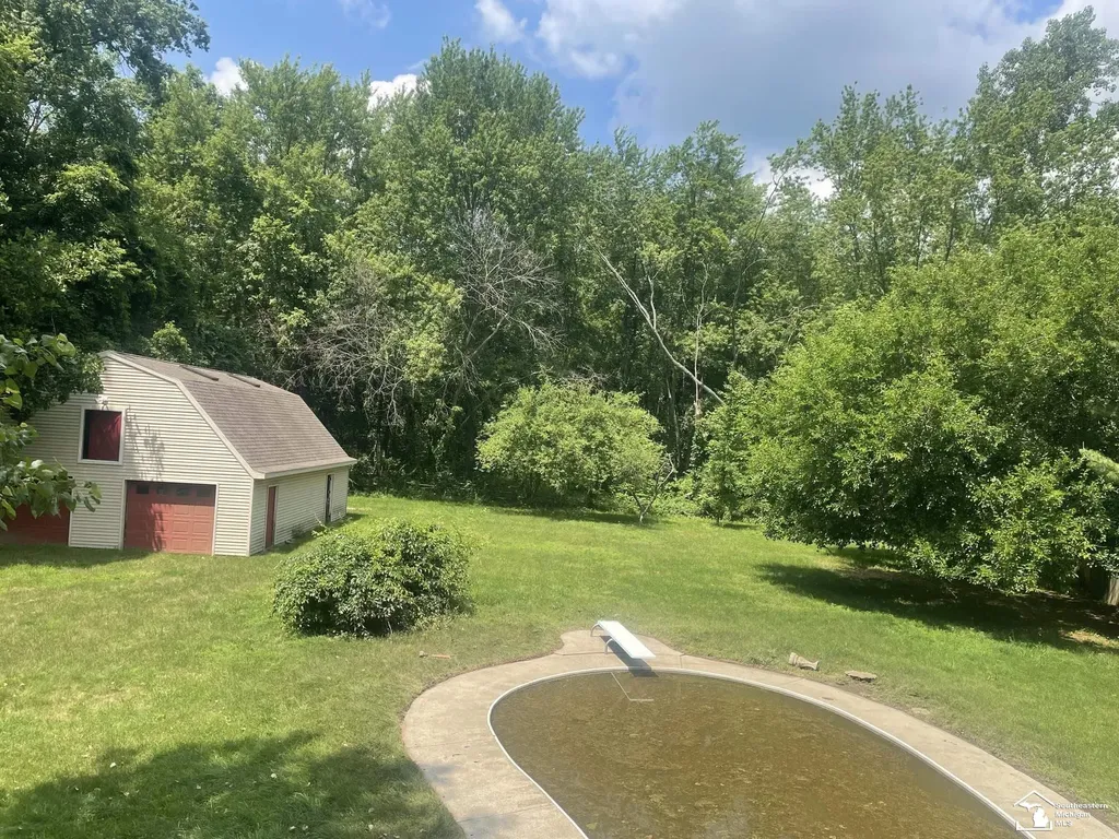 2998 Consear Road Bedford Township MI 48144