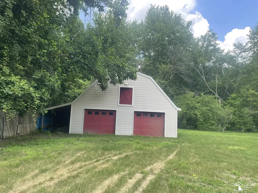 2998 Consear Road Bedford Township MI 48144