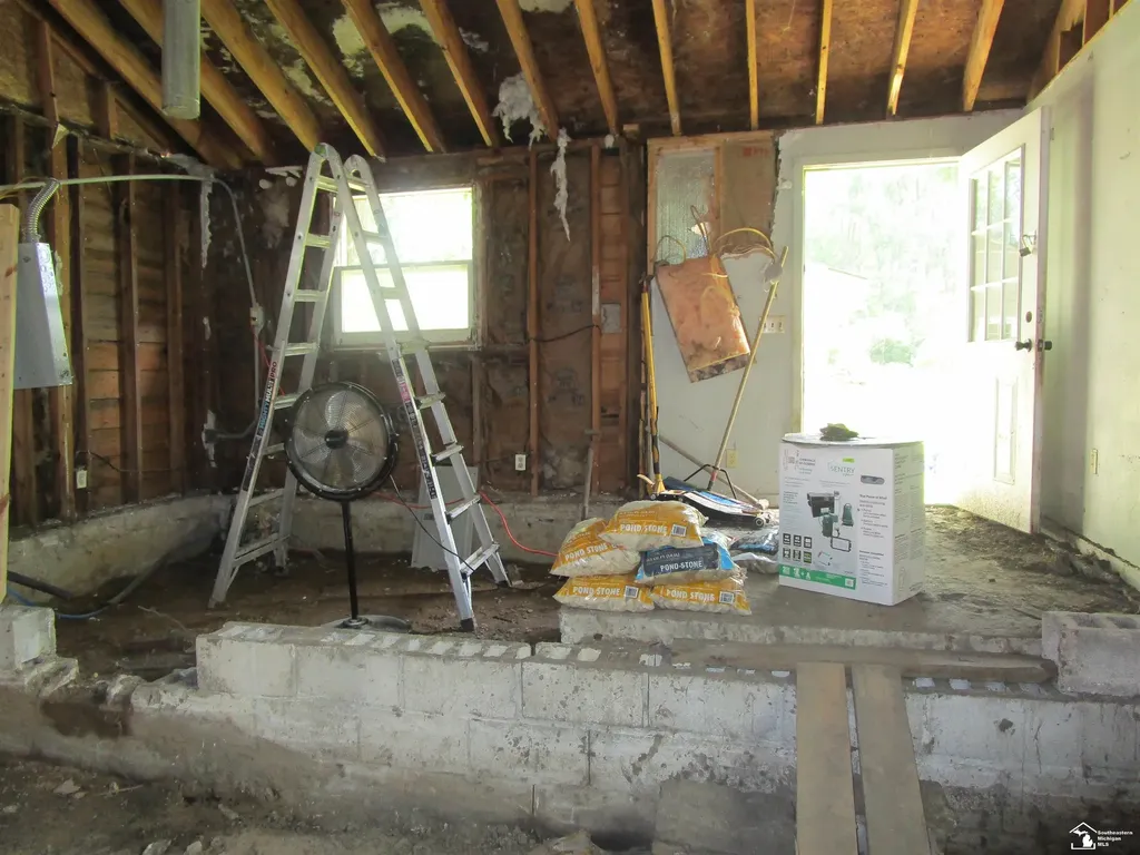 3450 Swartz Road La Salle Township MI 48145