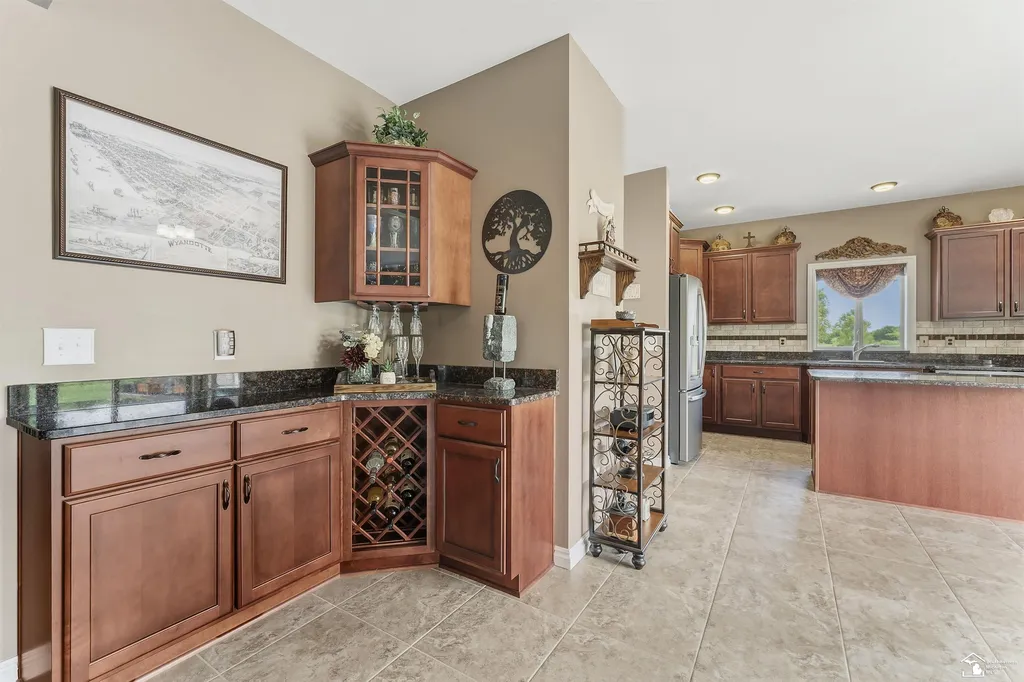 9539 Lazy Oak Drive Carleton Village MI 48117