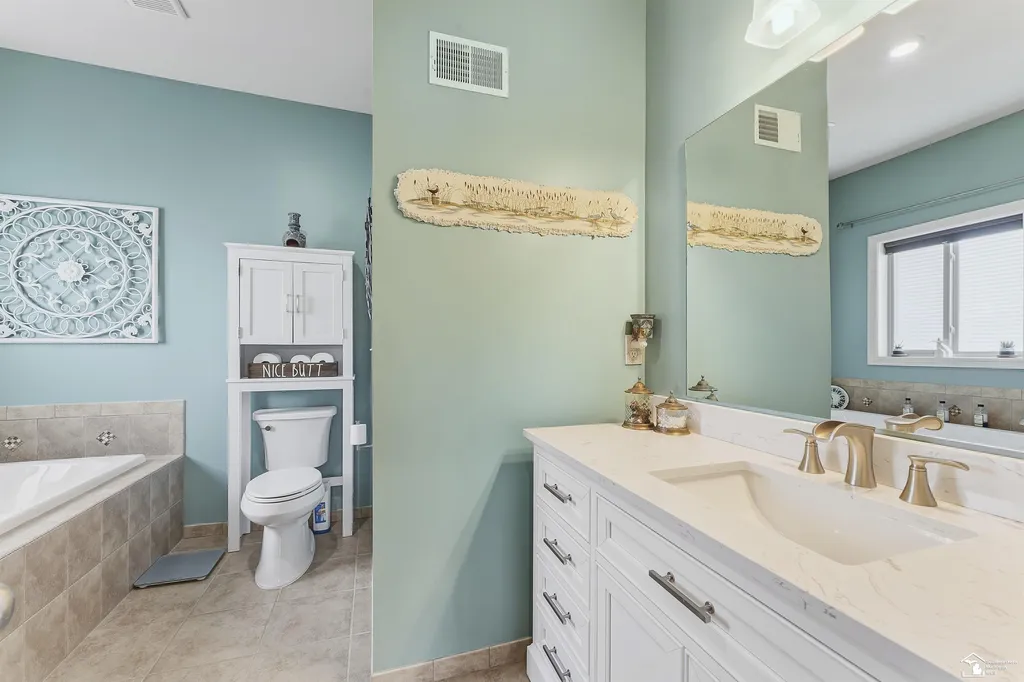 9539 Lazy Oak Drive Carleton Village MI 48117