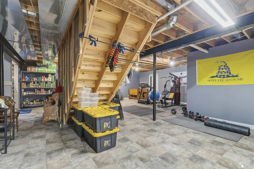 9539 Lazy Oak Drive Carleton Village MI 48117