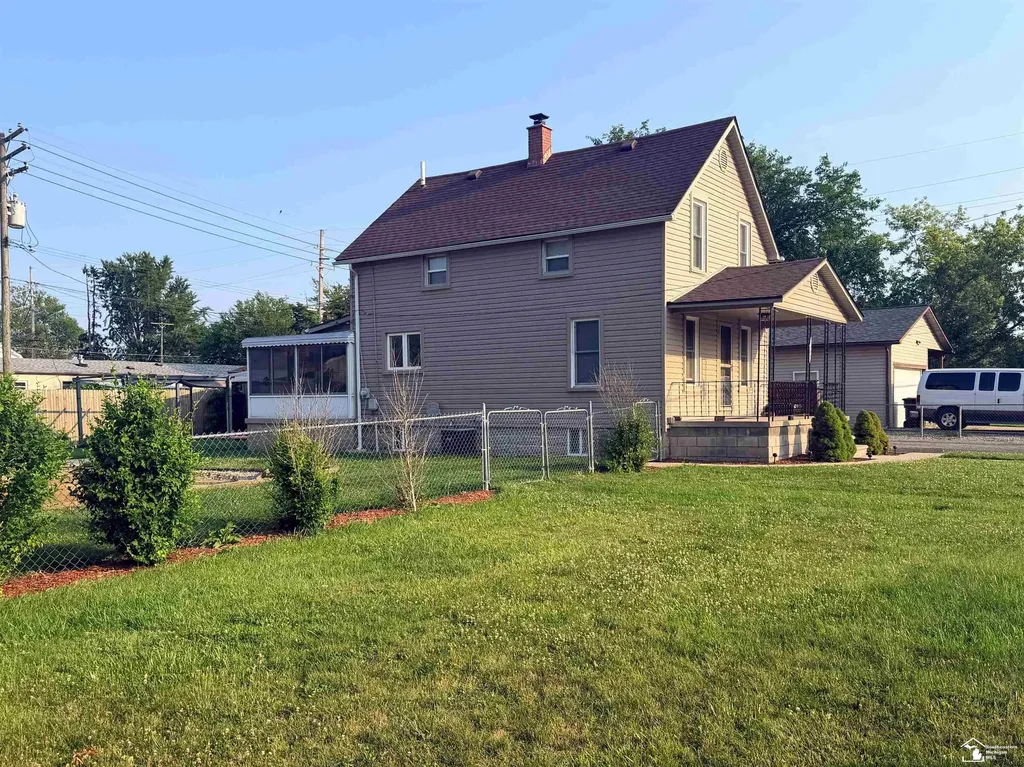 1003 Bacon Street Monroe Charter Township MI 48161