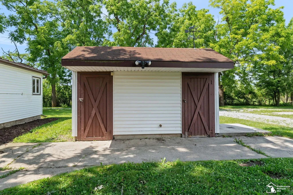 7200 Memorial Highway Unknown City MI 49267