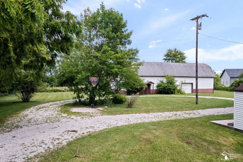 7200 Memorial Highway Unknown City MI 49267