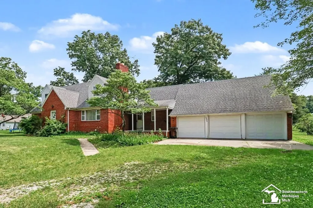 9506 Secor Road Bedford Township MI 48182