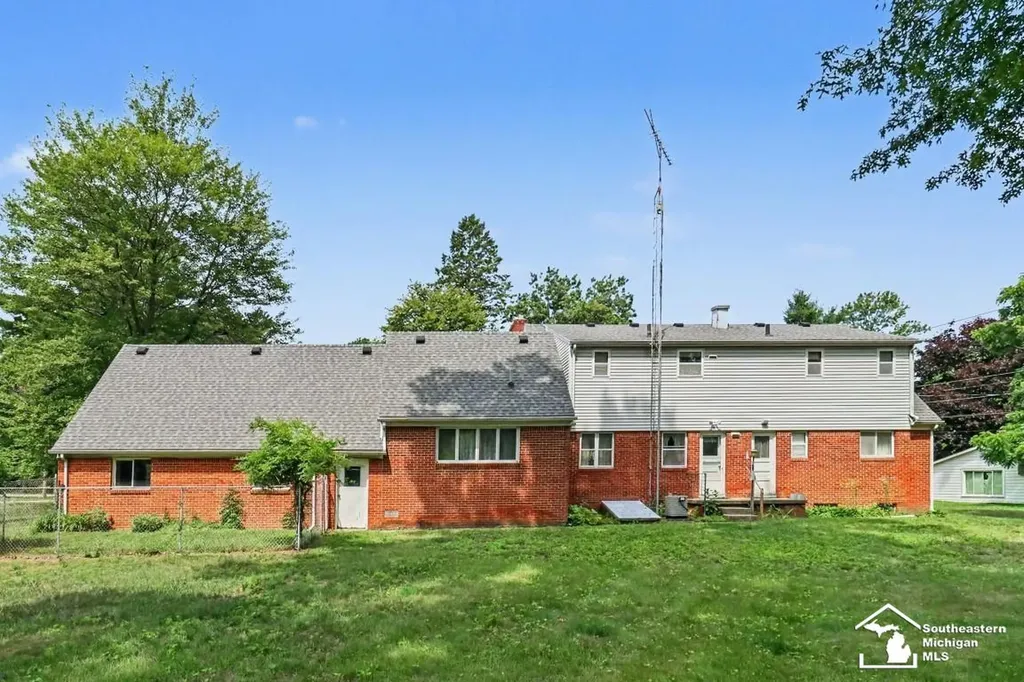 9506 Secor Road Bedford Township MI 48182