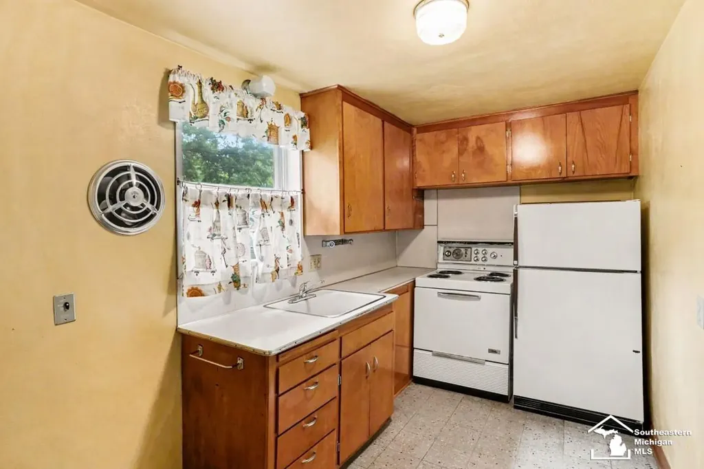 9506 Secor Road Bedford Township MI 48182