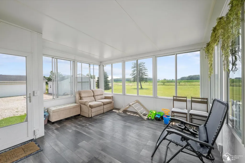 9515 Allison Road London Township MI 48159