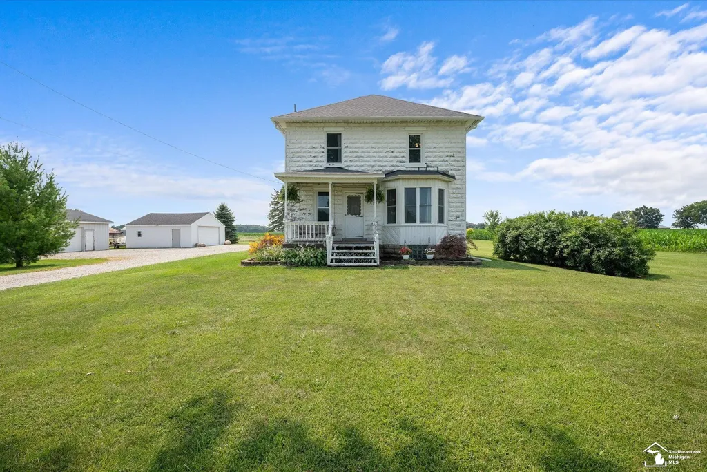 9515 Allison Road London Township MI 48159
