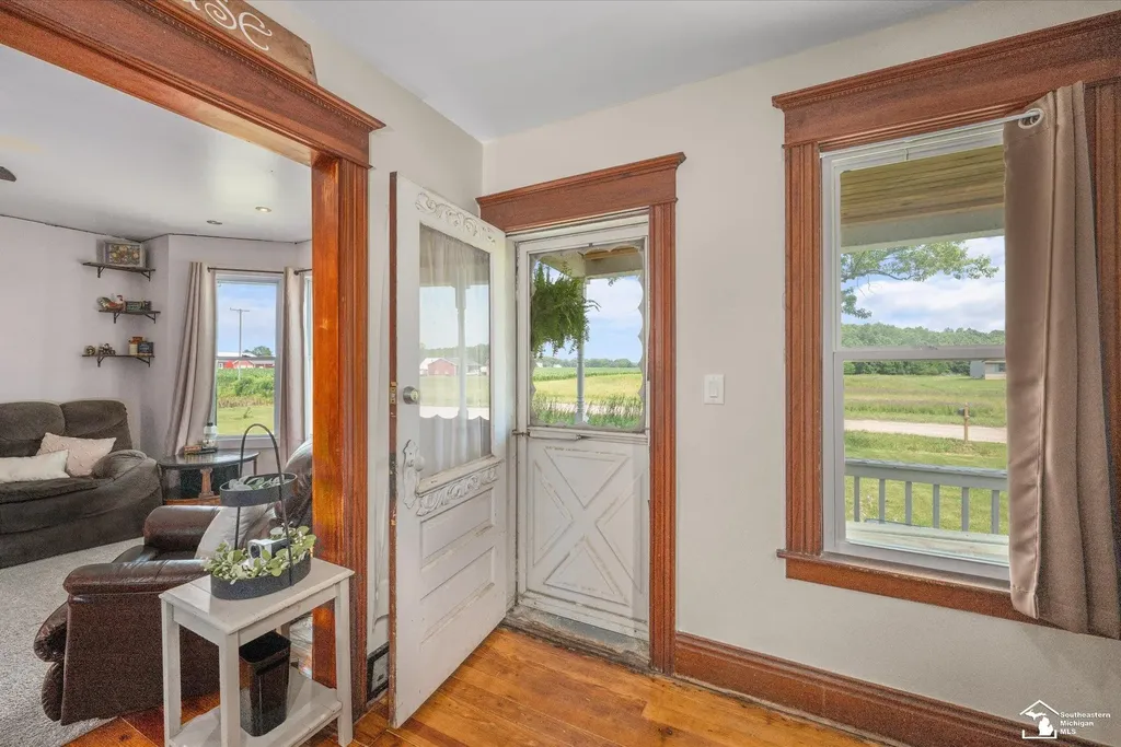 9515 Allison Road London Township MI 48159