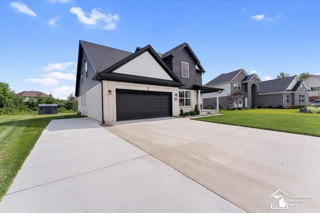 26835 Celtic Drive Flat Rock City MI 48134