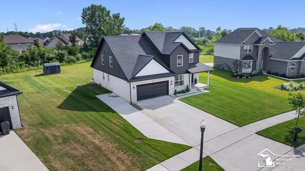 26835 Celtic Drive Flat Rock City MI 48134