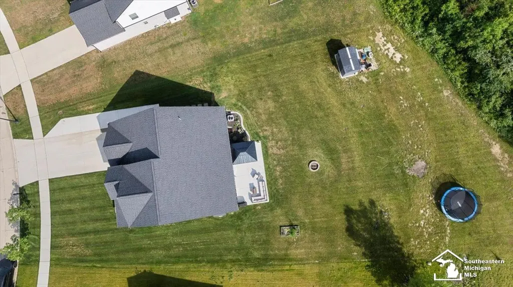 26835 Celtic Drive Flat Rock City MI 48134