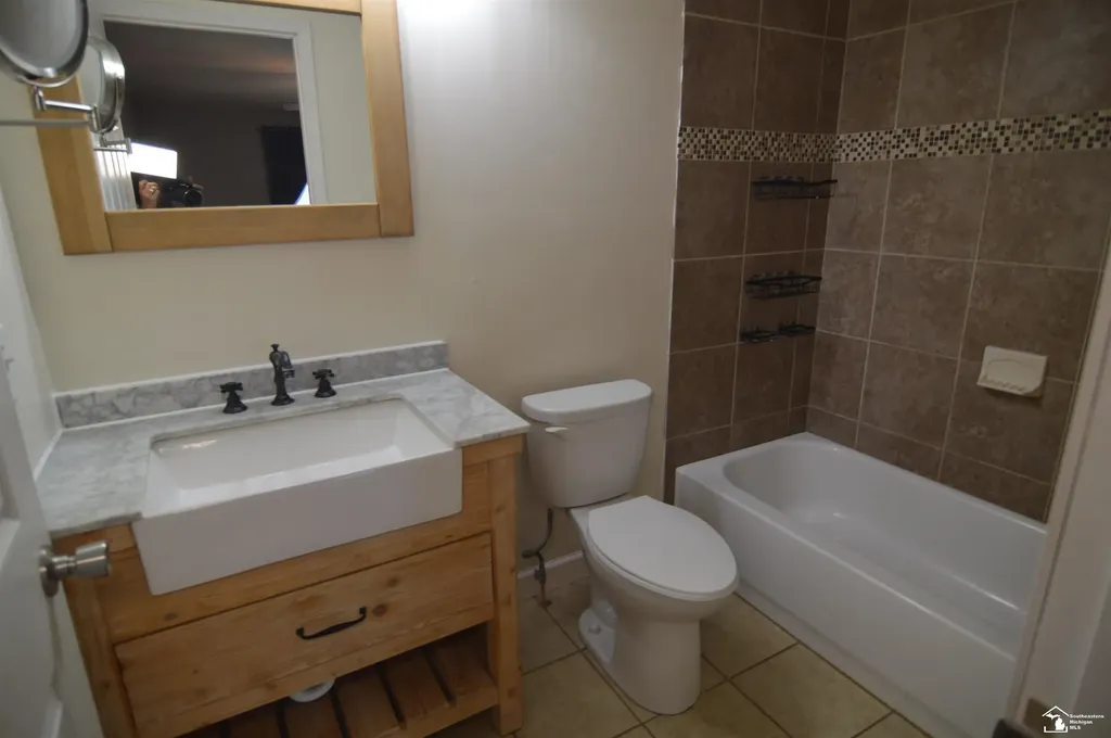 8831 Whiteford Center Road Whiteford Township MI 49267