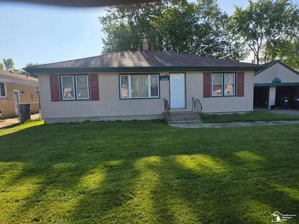 25425 Fairgrove Street Woodhaven City MI 48183