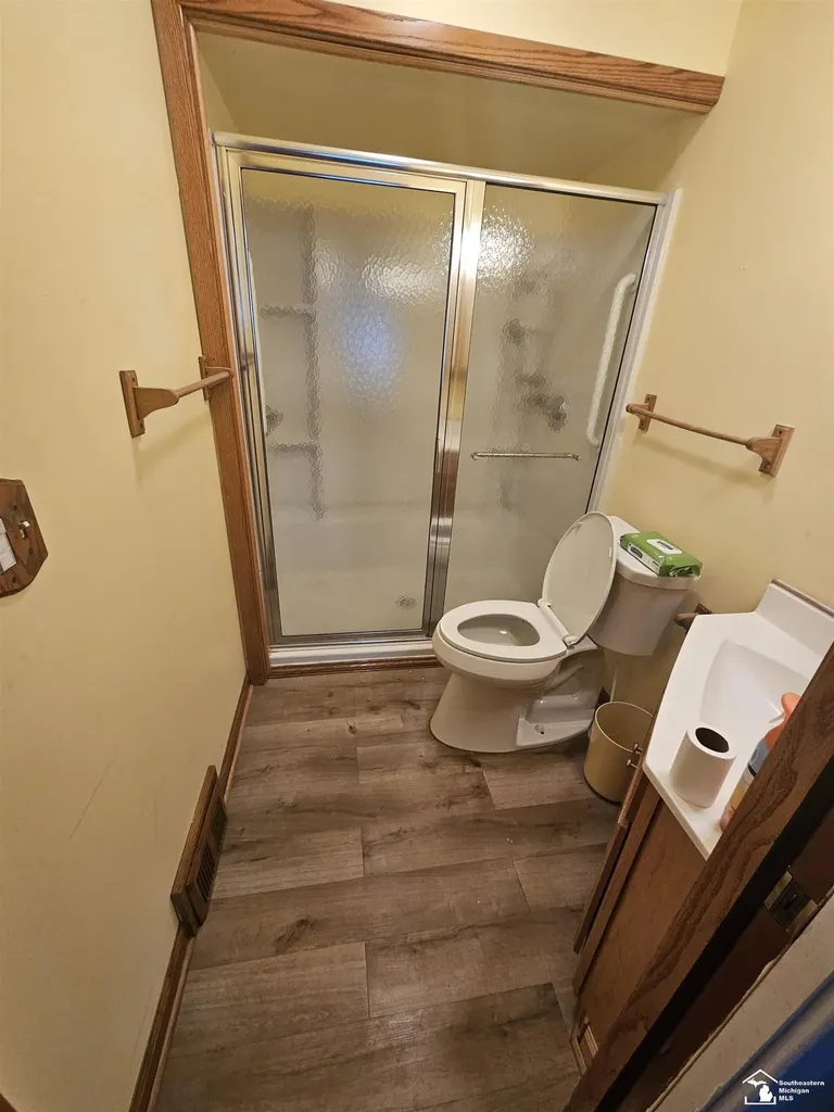 25425 Fairgrove Street Woodhaven City MI 48183