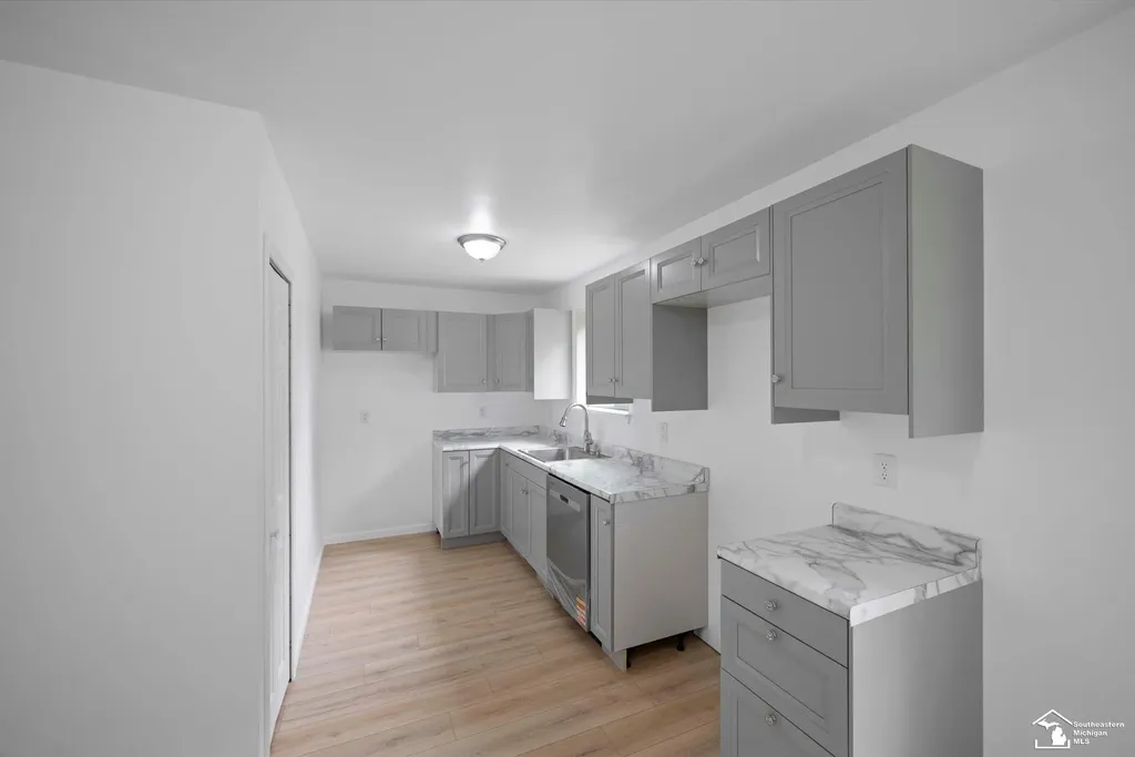 1152 Rambling Road Ypsilanti Charter Township MI 48198