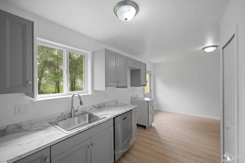1152 Rambling Road Ypsilanti Charter Township MI 48198