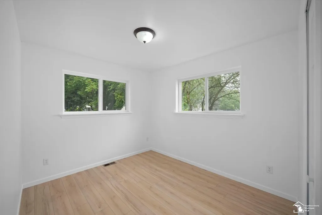 1152 Rambling Road Ypsilanti Charter Township MI 48198