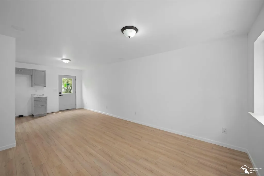 1152 Rambling Road Ypsilanti Charter Township MI 48198