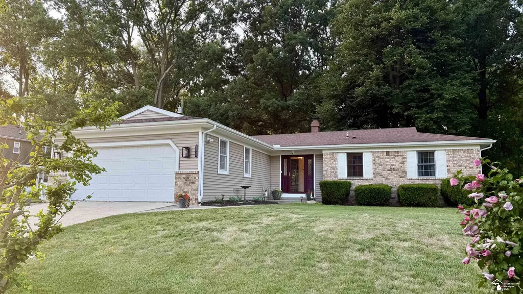 2038 Carisbrook Drive Bedford Township MI 48182