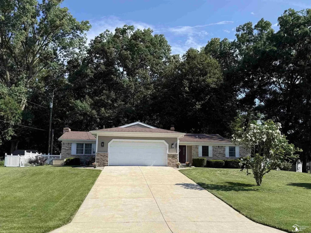 2038 Carisbrook Drive Bedford Township MI 48182