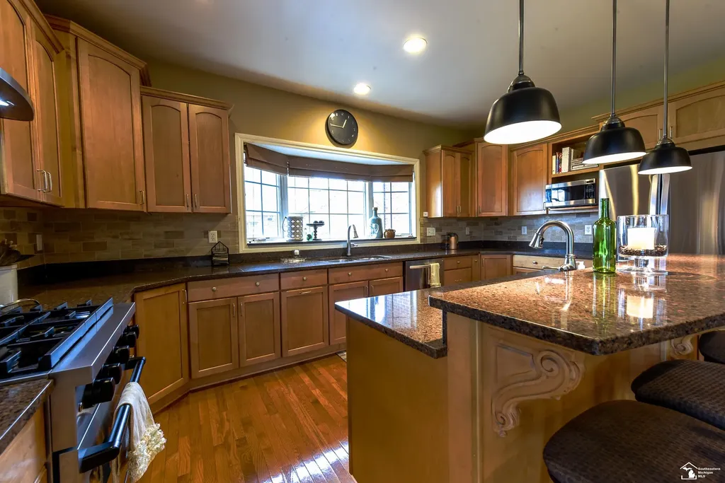 327 Pebble Beach Drive Frenchtown Township MI 48162