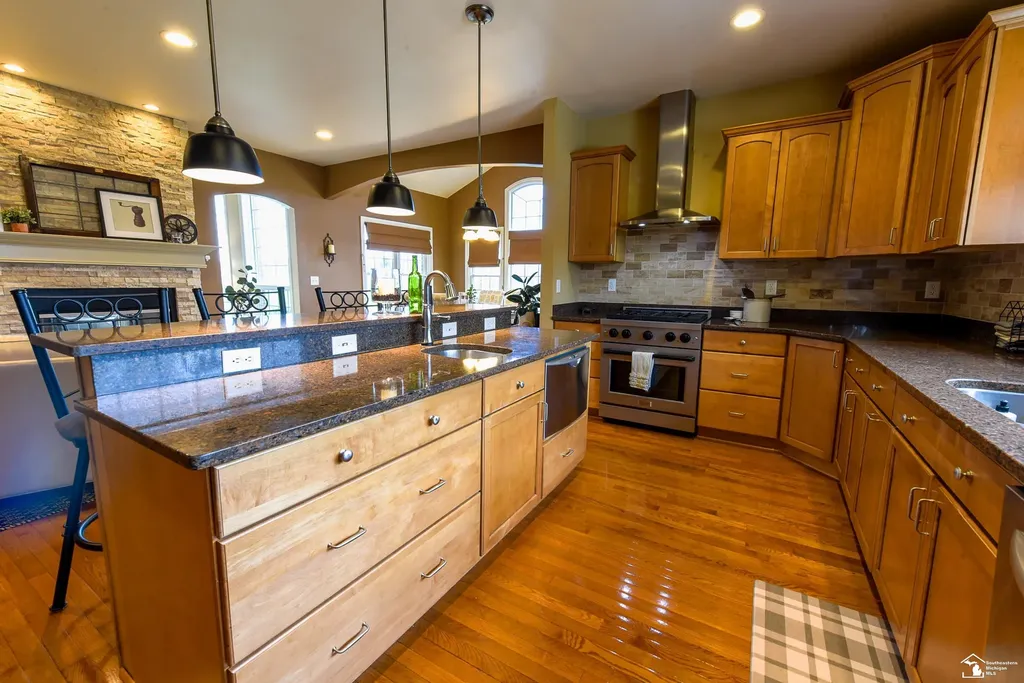 327 Pebble Beach Drive Frenchtown Township MI 48162