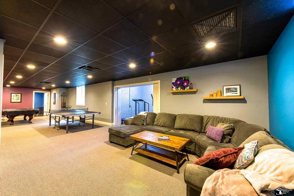 327 Pebble Beach Drive Frenchtown Township MI 48162