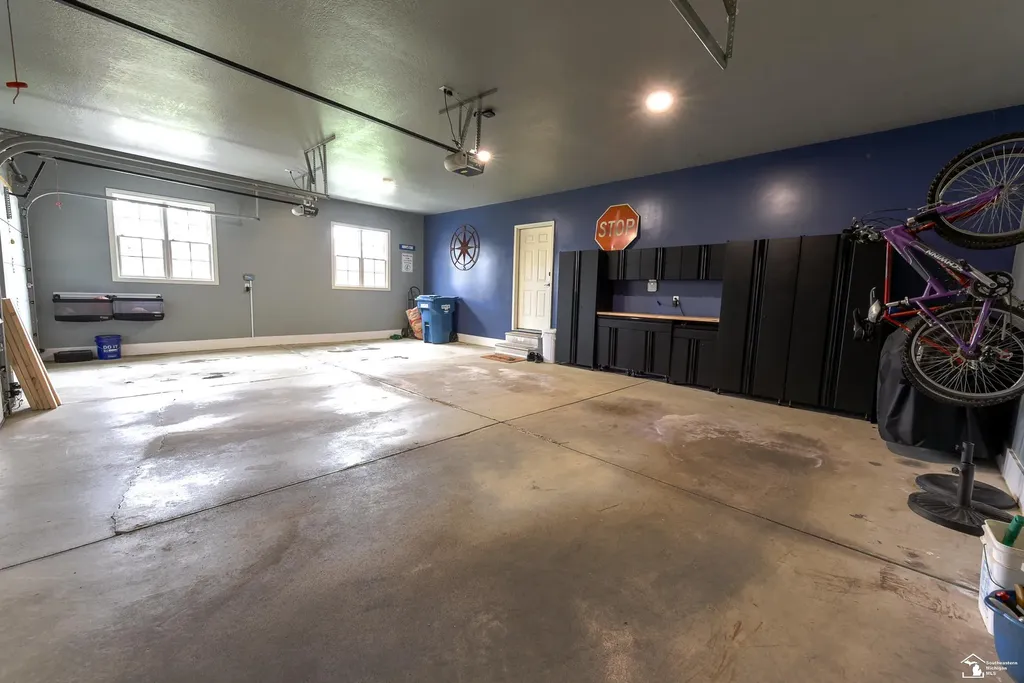 327 Pebble Beach Drive Frenchtown Township MI 48162