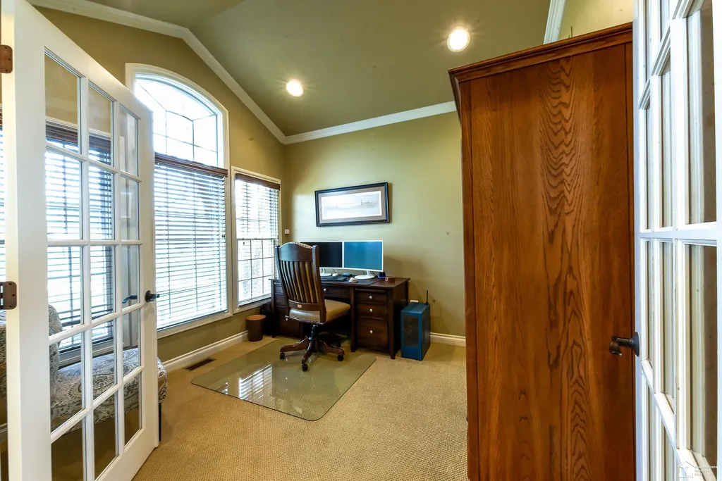 327 Pebble Beach Drive Frenchtown Township MI 48162