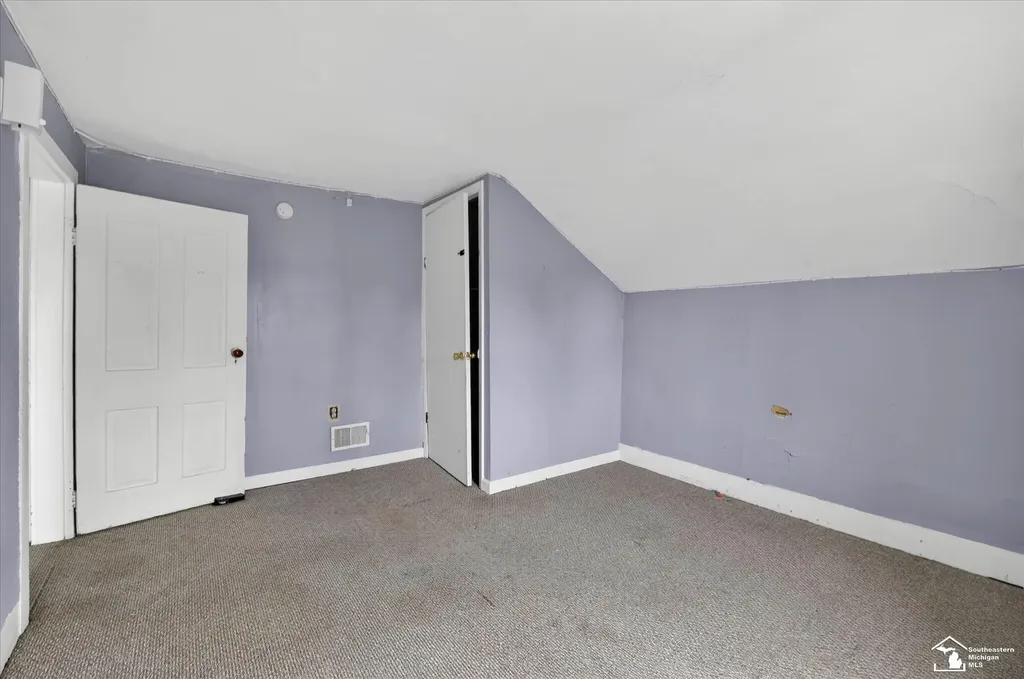 729 Obrien Street Monroe City MI 48161
