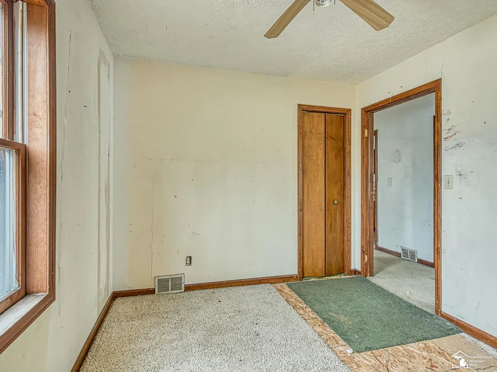 836 Lincoln Street Jackson City MI 49202