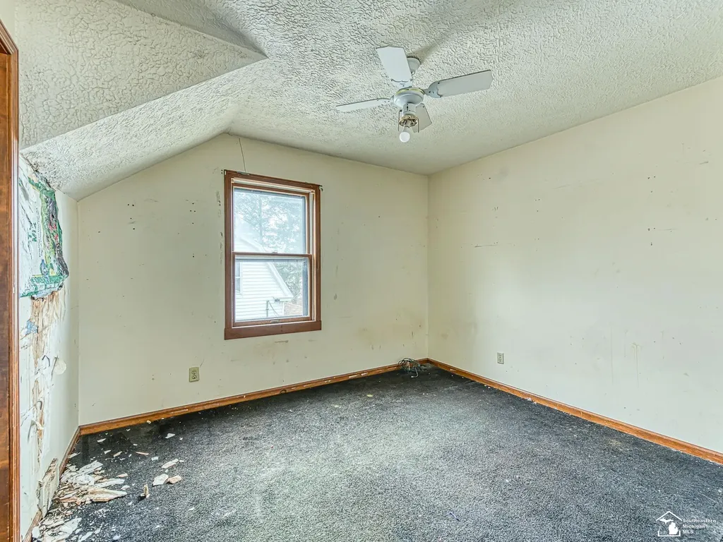 836 Lincoln Street Jackson City MI 49202