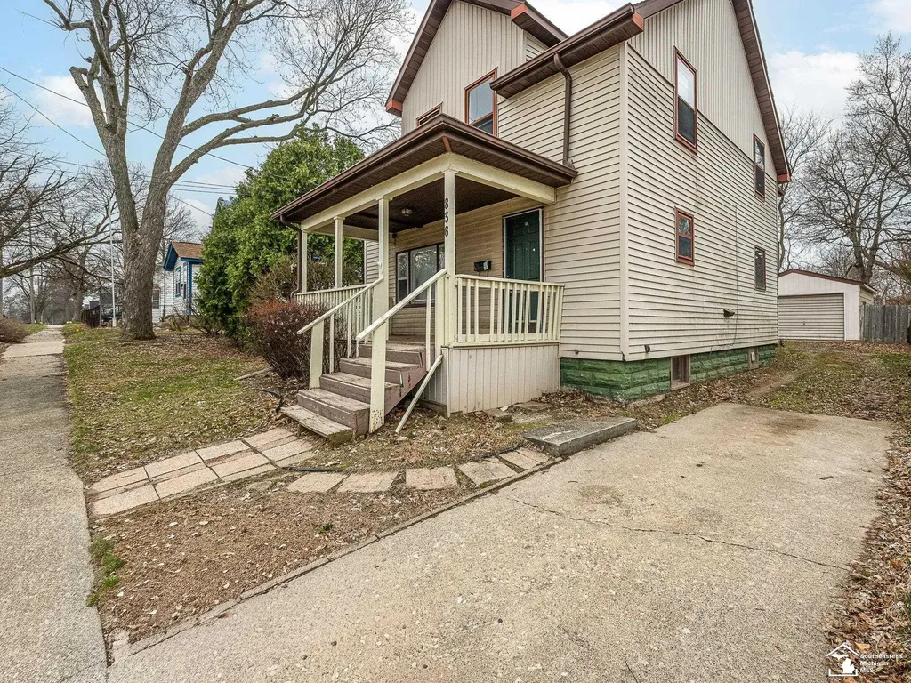 836 Lincoln Street Jackson City MI 49202