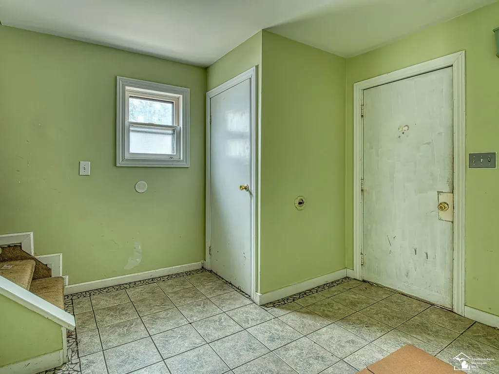 836 Lincoln Street Jackson City MI 49202
