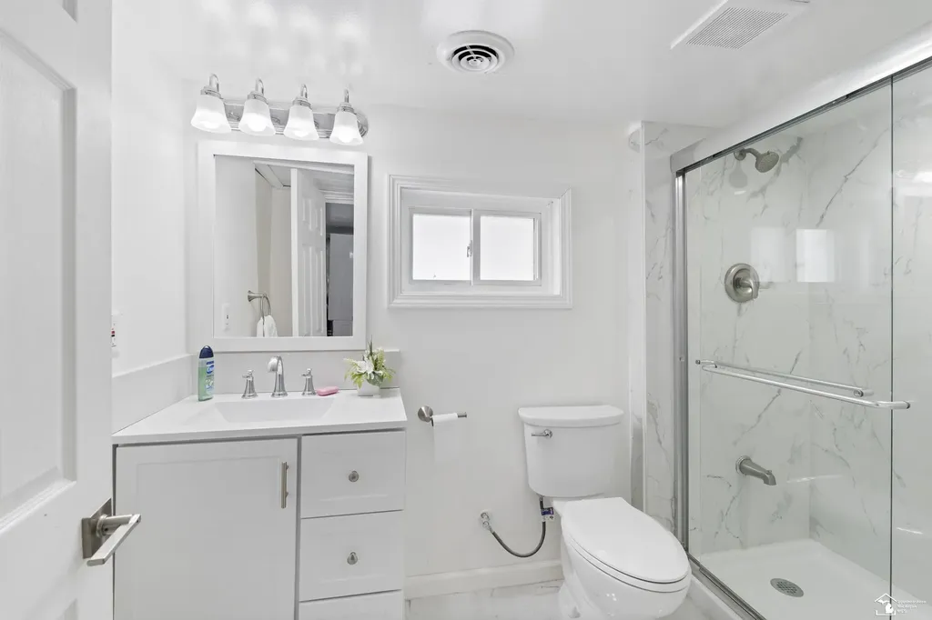 6590 S Huron River Drive South Rockwood Village MI 48179