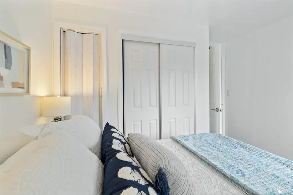 6590 S Huron River Drive South Rockwood Village MI 48179