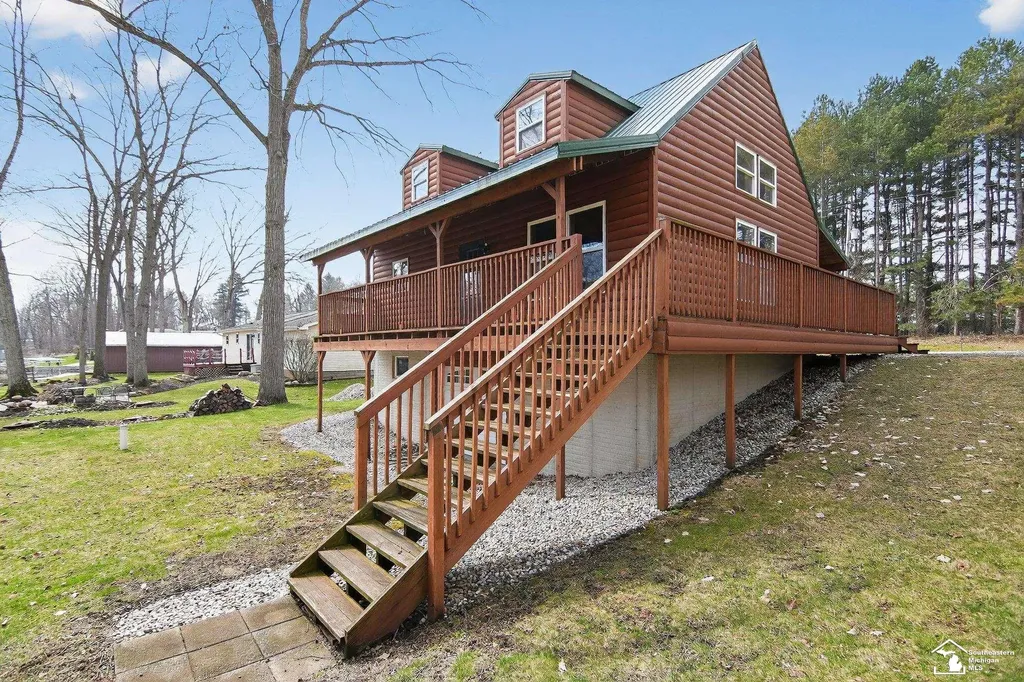 283 Fremont Road Algansee Township MI 49036