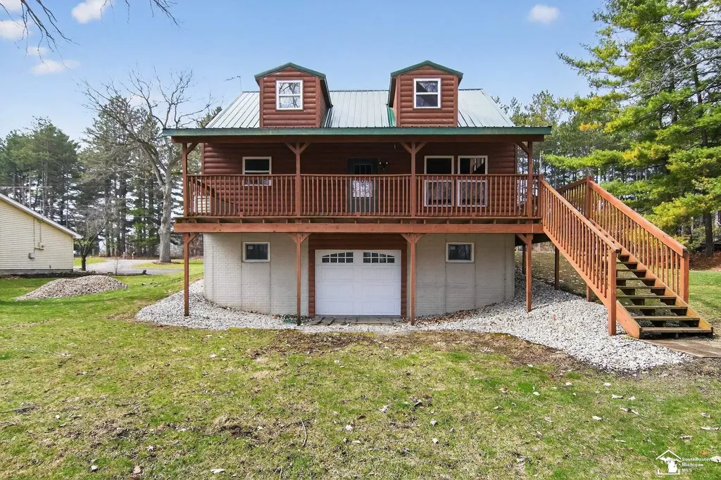 283 Fremont Road Algansee Township MI 49036