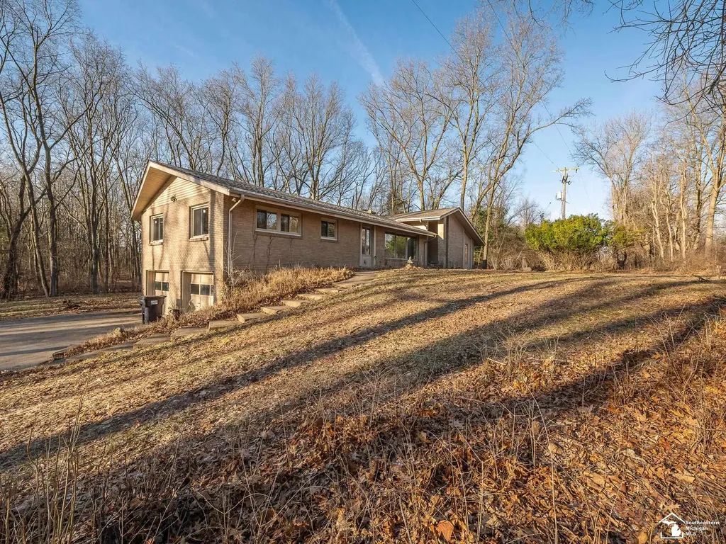 1795 Richards Road Liberty Township MI 49234