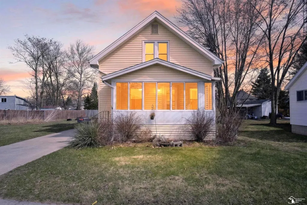 321 Cherry Street Blissfield Village MI 49228