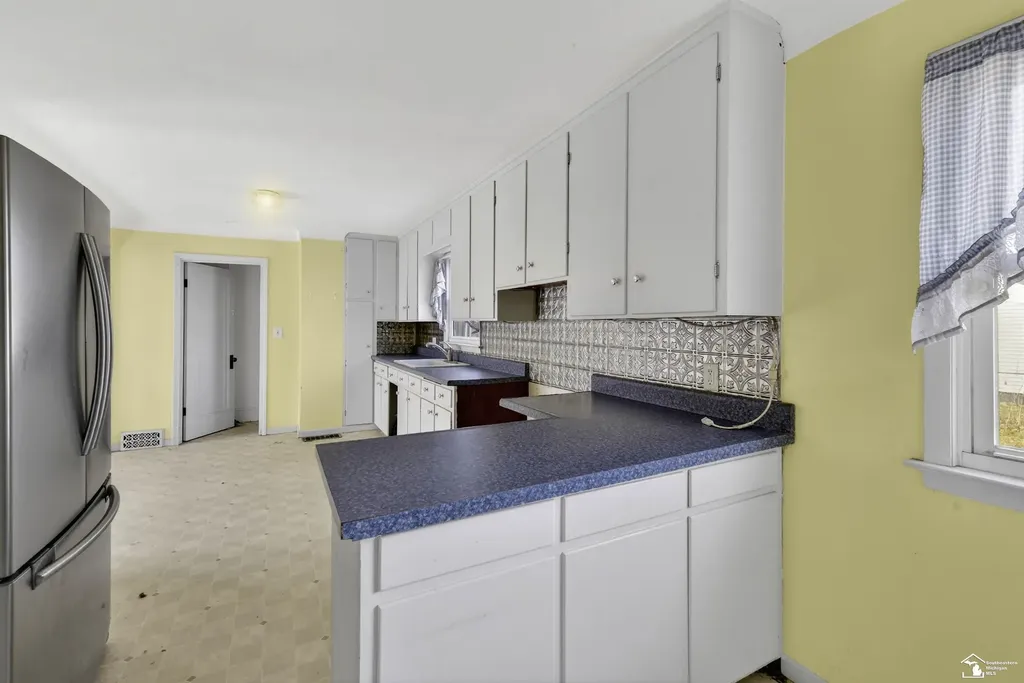321 Cherry Street Blissfield Village MI 49228