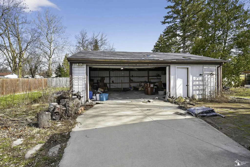 321 Cherry Street Blissfield Village MI 49228