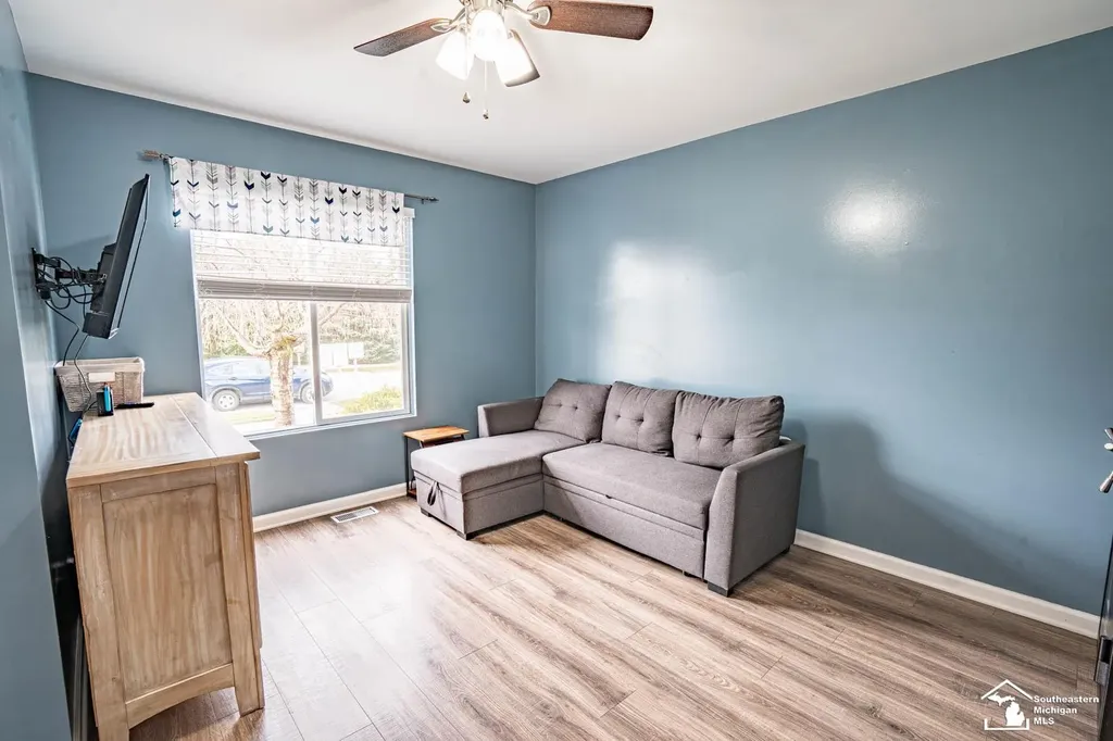 835 Golf Ridge Circle Dundee Village MI 48131