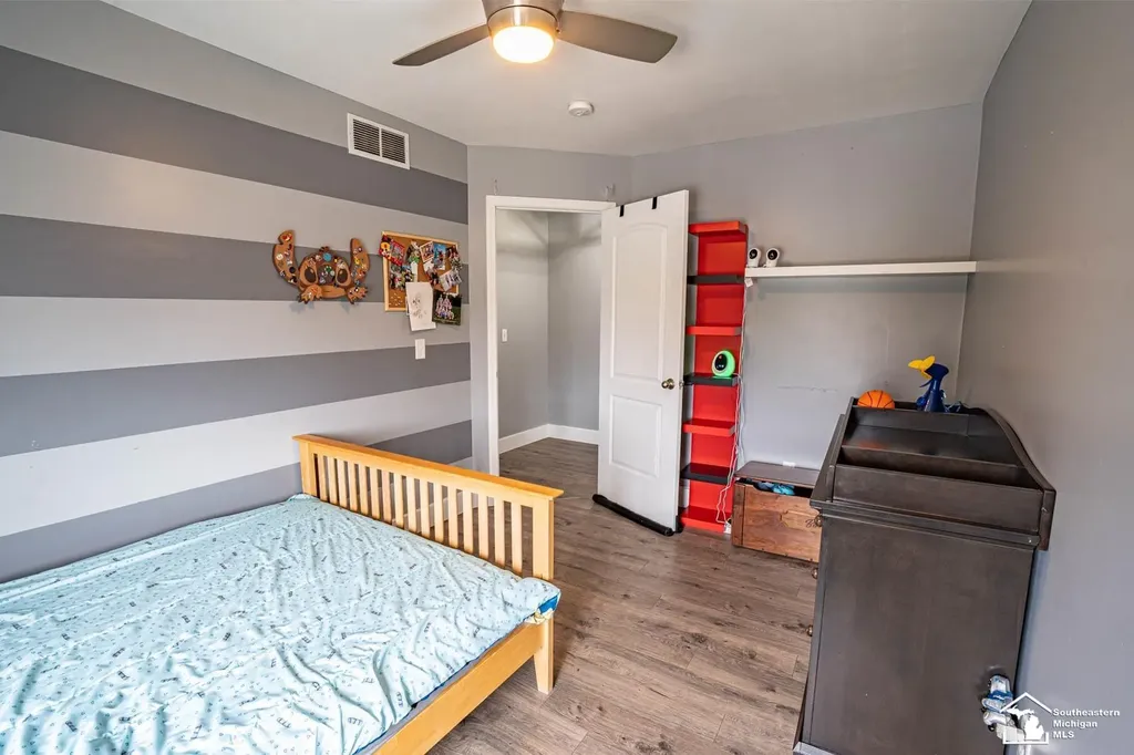 835 Golf Ridge Circle Dundee Village MI 48131