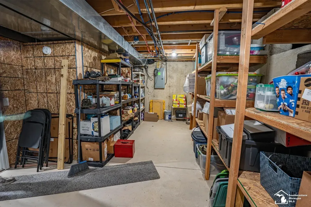 835 Golf Ridge Circle Dundee Village MI 48131
