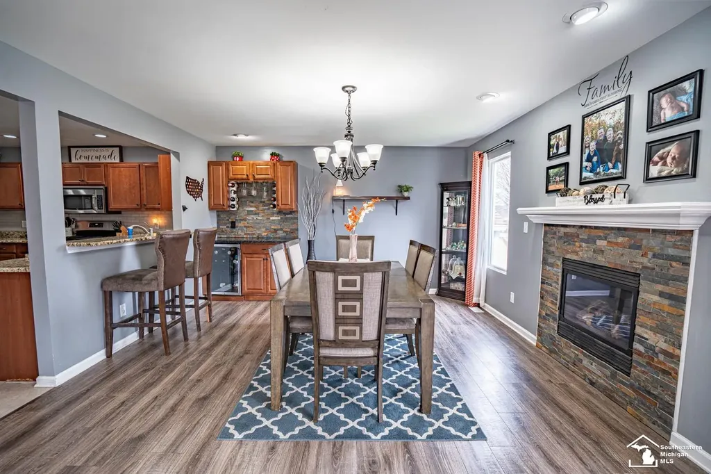 835 Golf Ridge Circle Dundee Village MI 48131